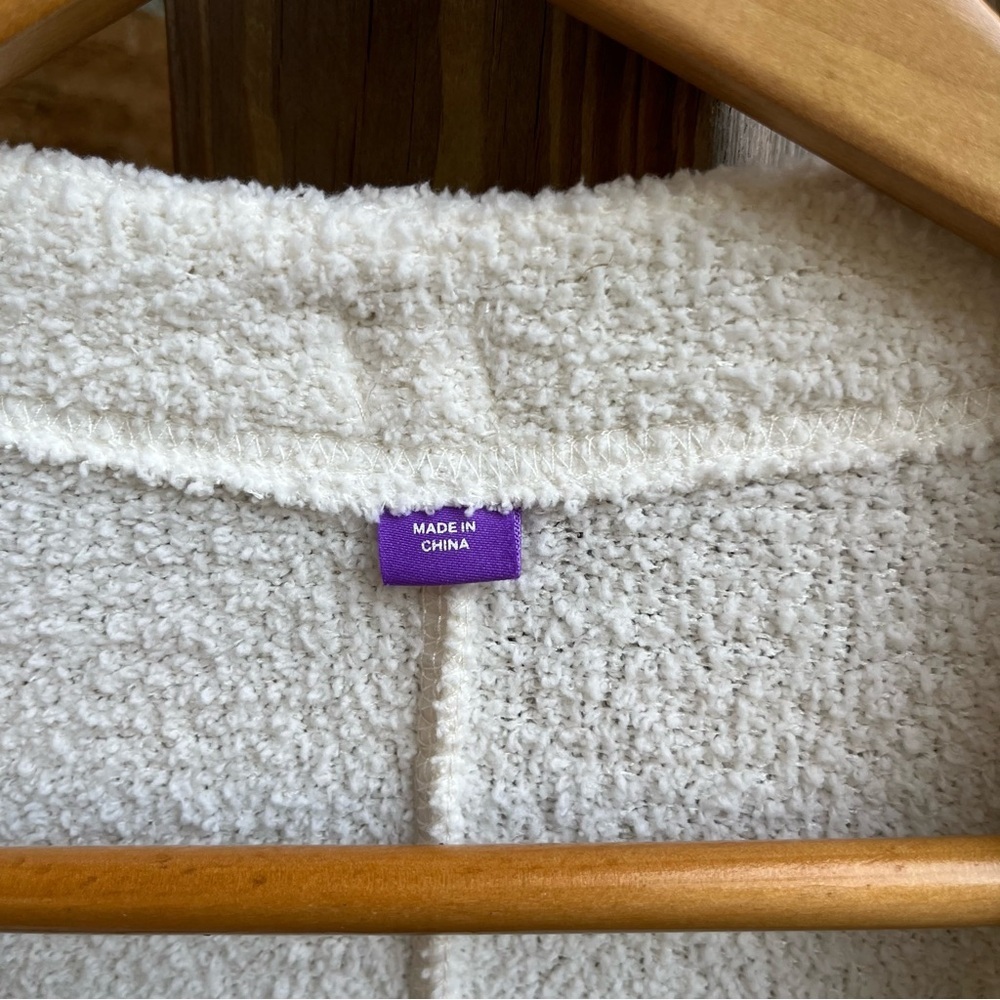 YITTY Cream Fleece Robe - Picture 3 of 6